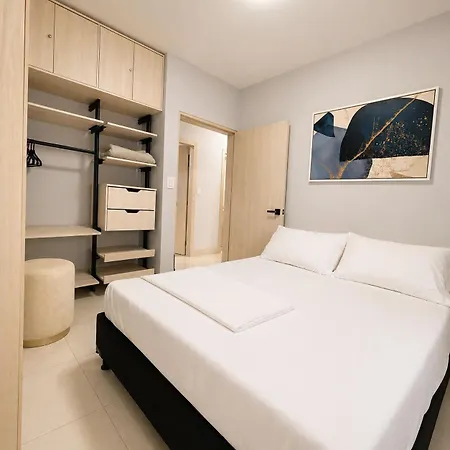 Apartamento Prime Vista Al Mar Con Piscina Piso Alto